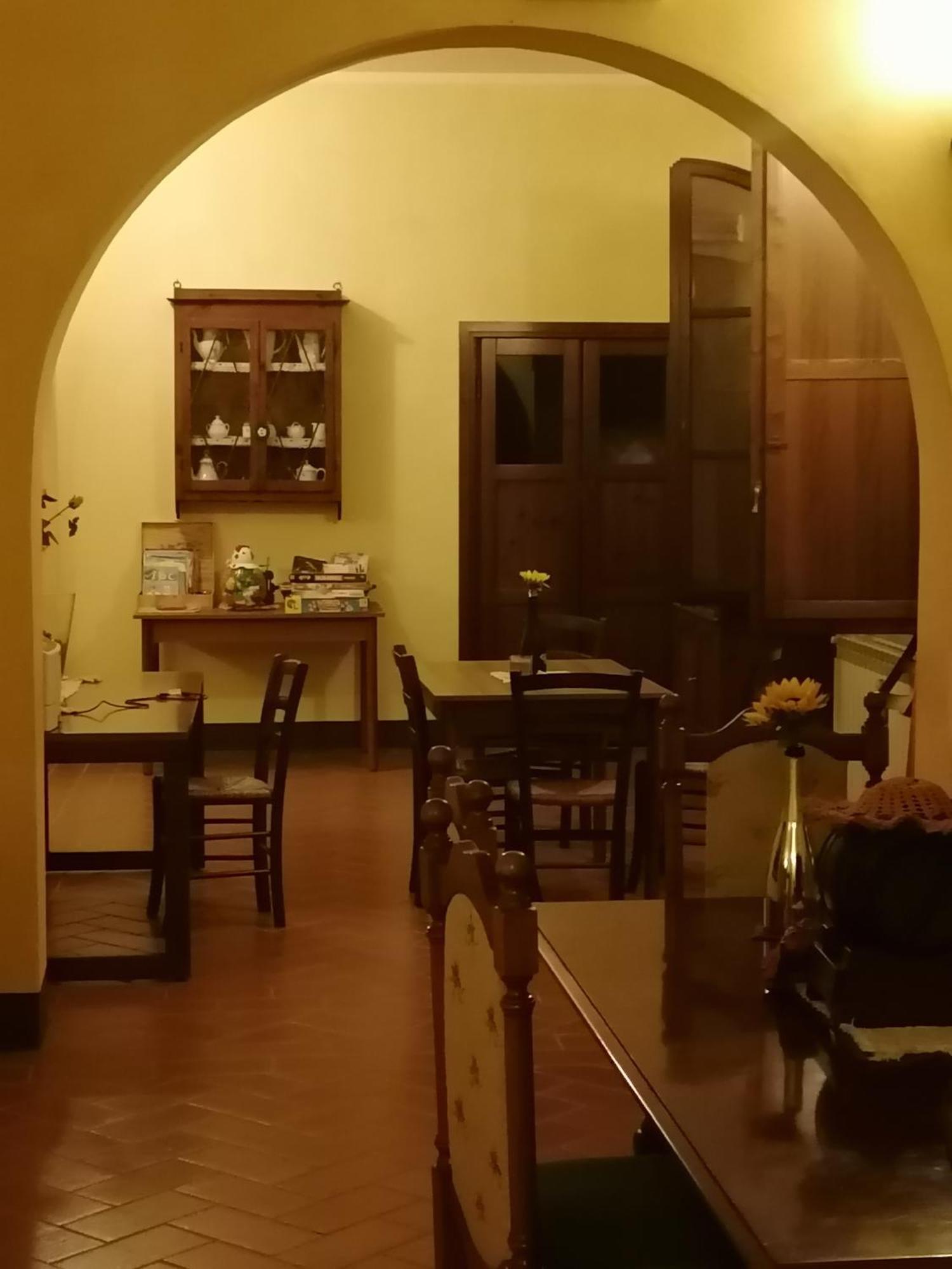 Residence Il Monastero Pomarance Ngoại thất bức ảnh